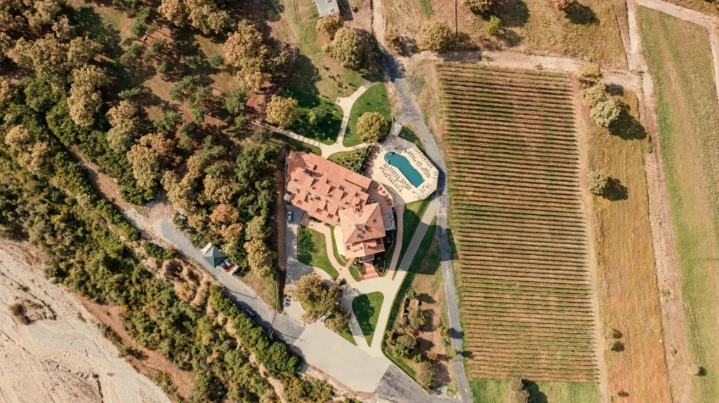 Отель Agarani Estate с высоты